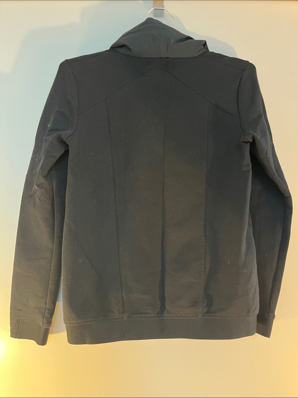 Aether Pullover - Picture 7 of 8